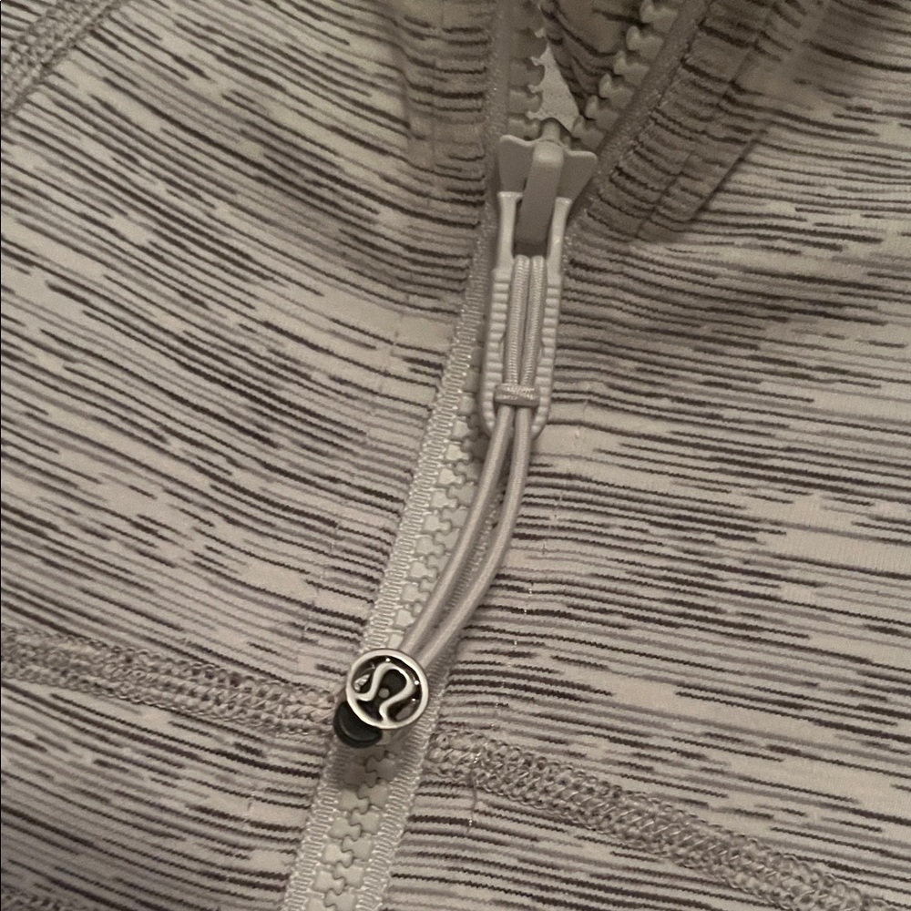 Lululemon Align Jacket Light Gray - image 5